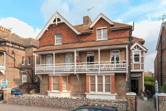 1 Bedroom Flat To Rent In Roxburgh Road, Westgate-On-Sea, CT8