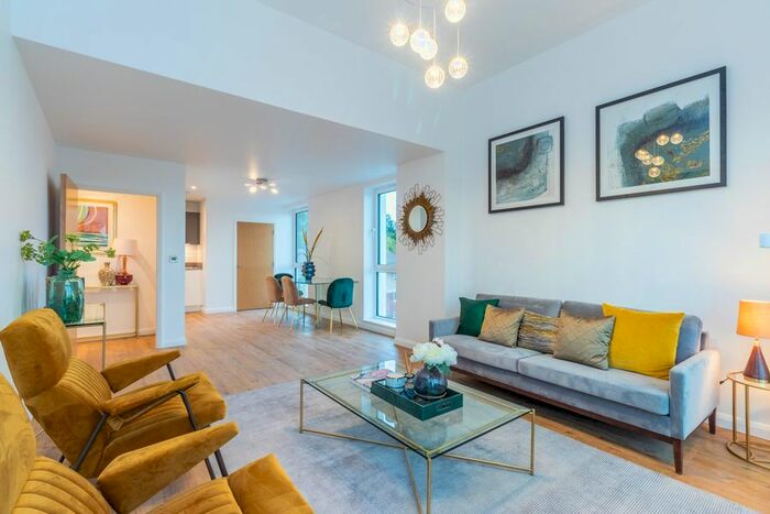 1 Bedroom Flat To Rent In Farnborough Road, Farnborough, GU14