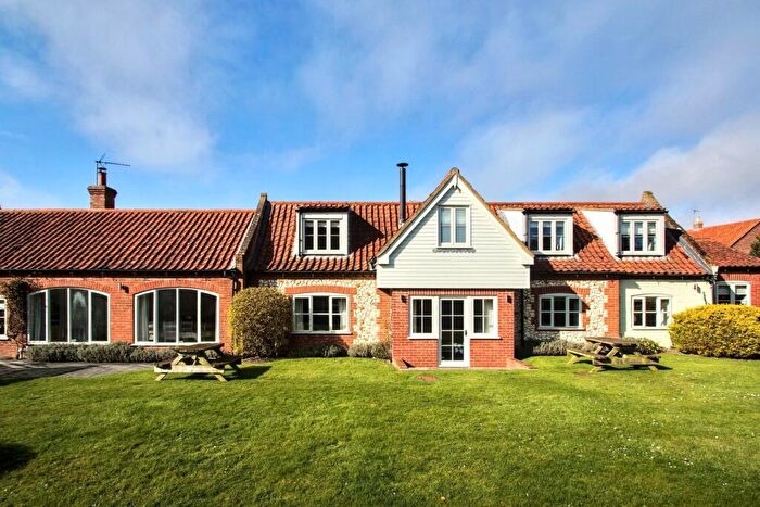 3 Bedroom Barn Conversion For Sale In Burnham Market, Norfolk, PE31