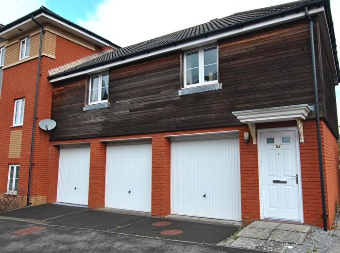 2 Bedroom Semi Detached House To Rent In Latimer Close, Bristol, BS4