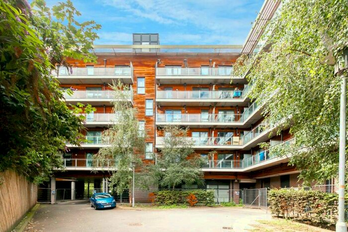2 Bedroom Apartment To Rent In Polydamas Close, London, E3