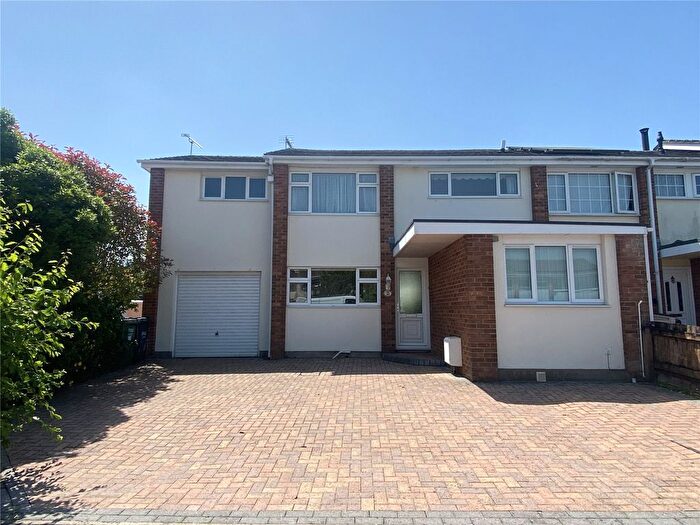 4 Bedroom End Terrace House For Sale In Shrubbery Close, Barnstaple, Devon, EX32