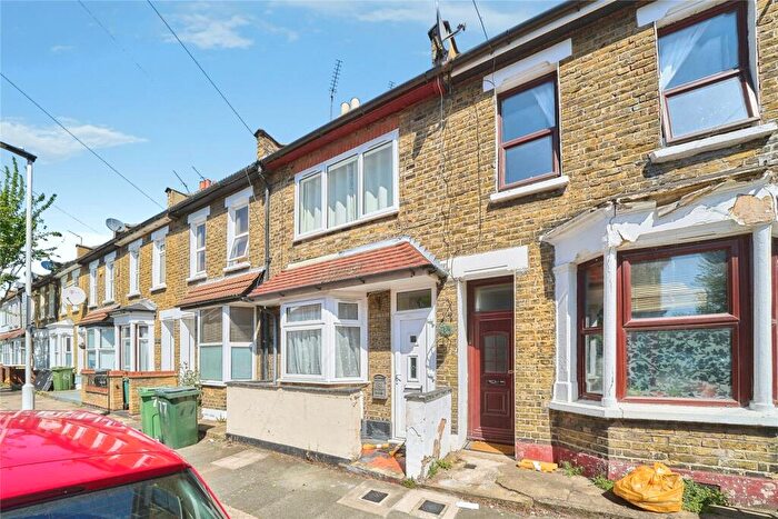 2 Bedroom House For Sale In Tennyson Road, London, E15