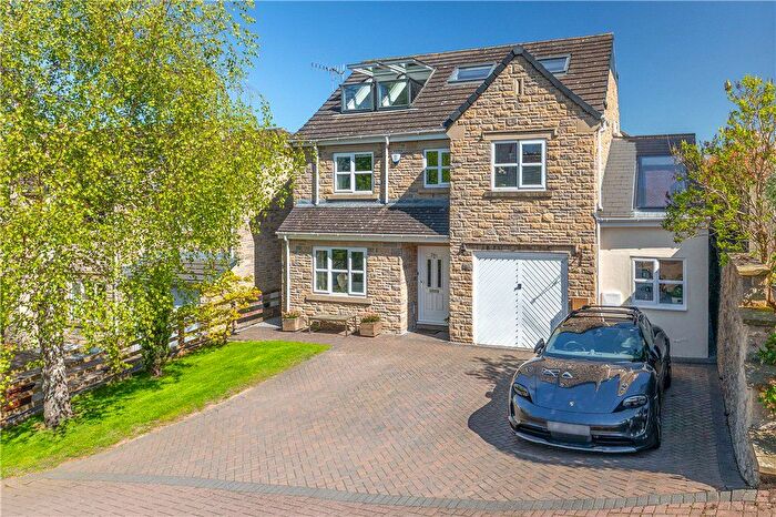 5 Bedroom Detached House For Sale In Swallow Close, Pool In Wharfedale, Otley, West Yorkshire, LS21