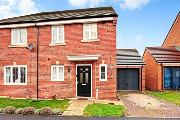 3 Bedroom Semi-Detached House For Sale In Aberford Drive, Houghton Le Spring, Tyne And Wear, DH4