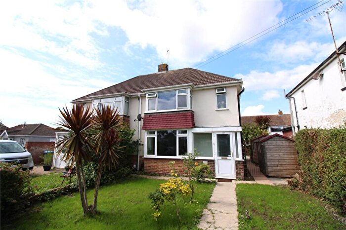 3 Bedroom Semi-Detached House To Rent In Gosport Road, Fareham, Hampshire, PO16