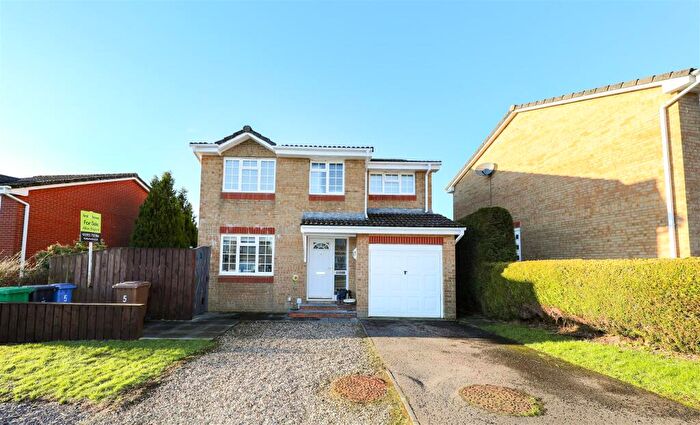 4 Bedroom Detached House For Sale In Pitkevy Court, Glenrothes, KY6