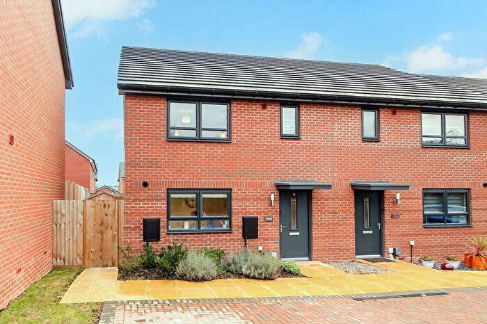 3 Bedroom Semi Detached House For Sale In Lothrie Road, Wellingborough, NN8