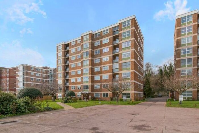 1 Bedroom Flat To Rent In London Road, Patcham, Brighton, BN1