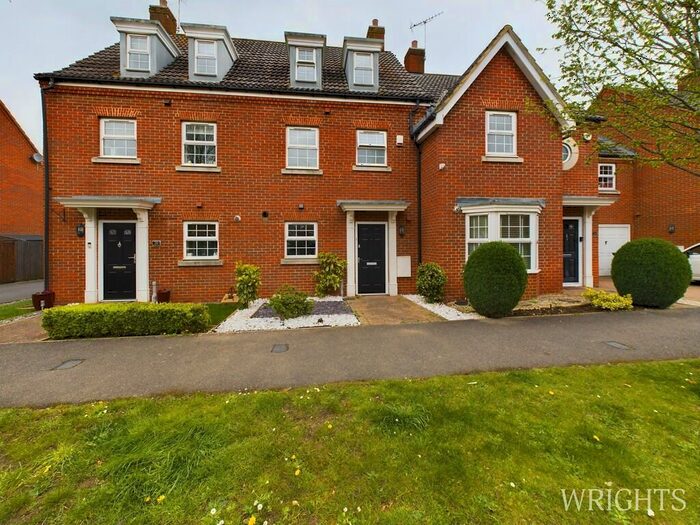 3 Bedroom Terraced House To Rent In Langstone Ley, Welwyn Garden City, AL7