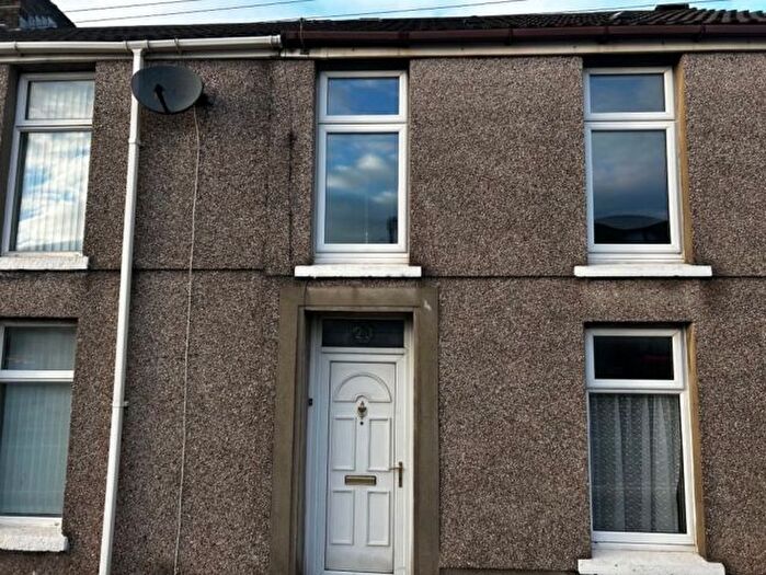 3 Bedroom End Of Terrace House To Rent In Llanelli, Gelli Road, SA14