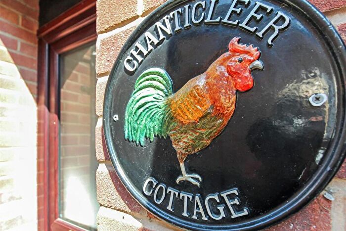 1 Bedroom Cottage To Rent In Chickabiddy Lane, Southam, CV47