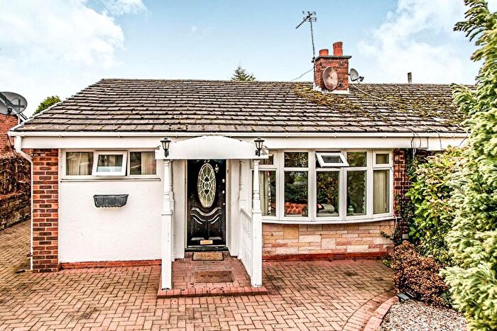 3 Bedroom Bungalow For Sale In Fieldhead Avenue, Astley, Tyldesley, Manchester, M29