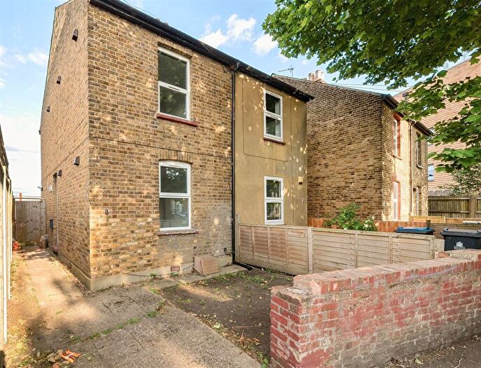 2 Bedroom Semi-Detached House To Rent In Dickerage Lane, New Malden, KT3