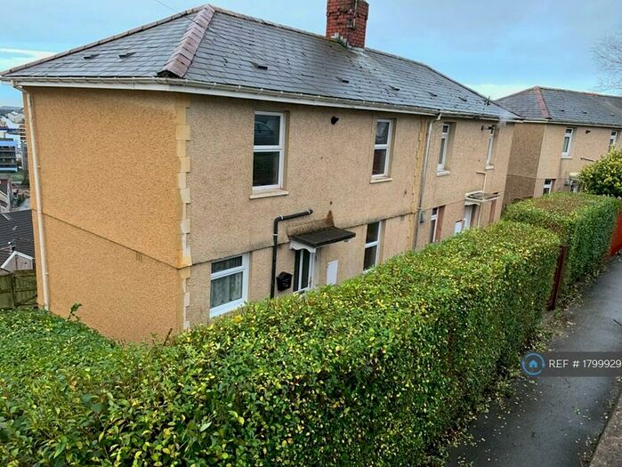 2 Bedroom Semi-Detached House To Rent In Grenfell Park Road, St. Thomas, Swansea, SA1