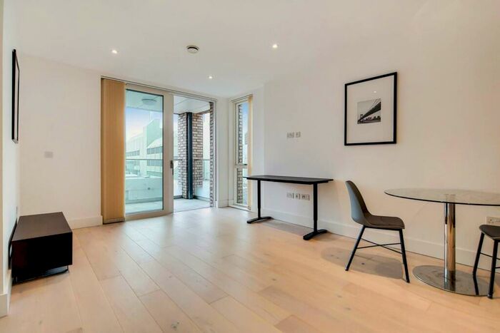 1 Bedroom Flat To Rent In Quebec Way, Canada Water, London, SE16