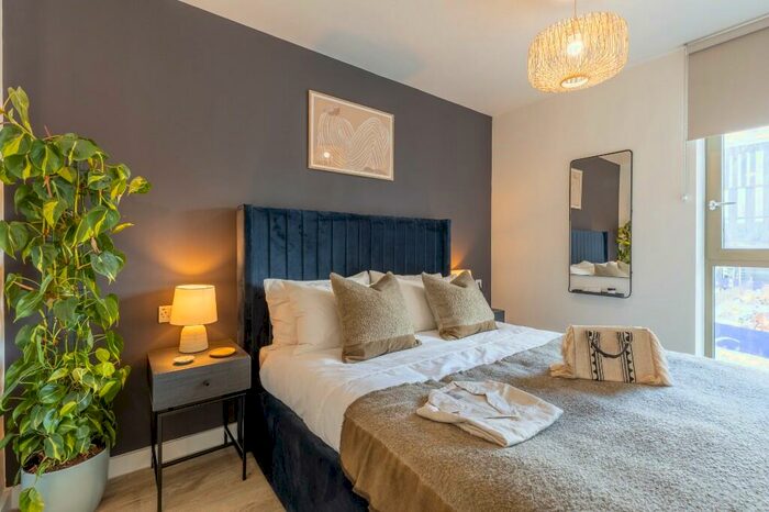 2 Bedroom Flat To Rent In Flat, Kangaroo Works, Rockingham Street, Sheffield, S1