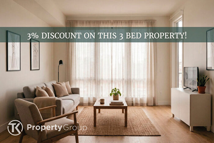 3 Bedroom Apartment For Sale In Manchester, (), Old Trafford, Trafford, M16