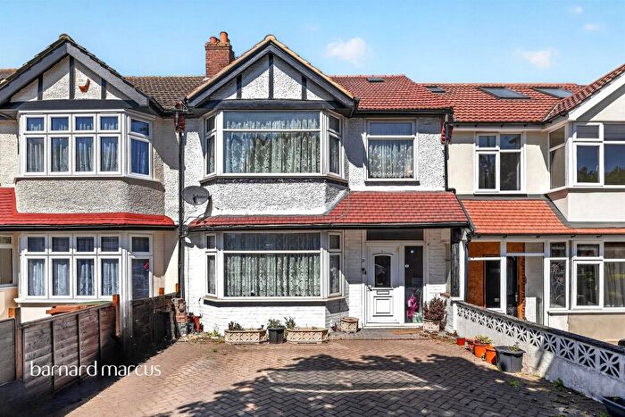 5 Bedroom Terraced House For Sale In Stafford Road, Wallington, SM6