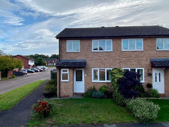 3 Bedroom Semi-Detached House To Rent In Orchid Close, Taunton, TA1