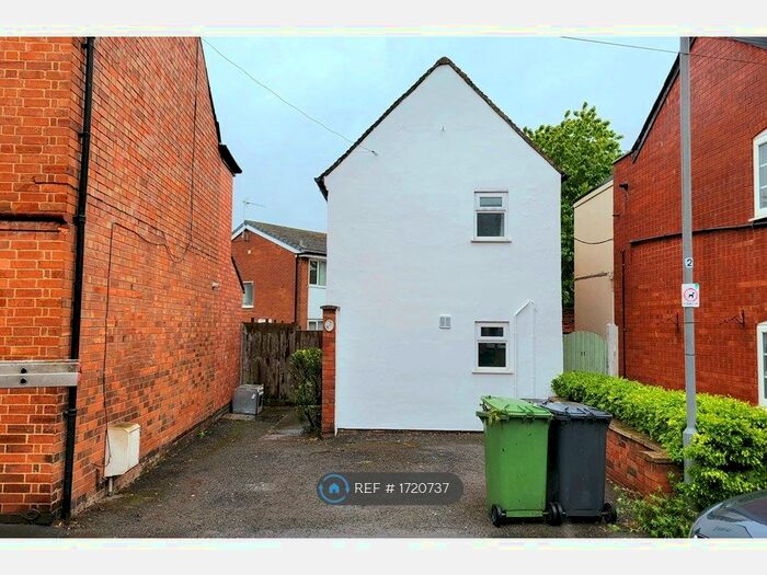 2 Bedroom Detached House To Rent In Cherry Orchard, Wellesbourne, Warwick, CV35