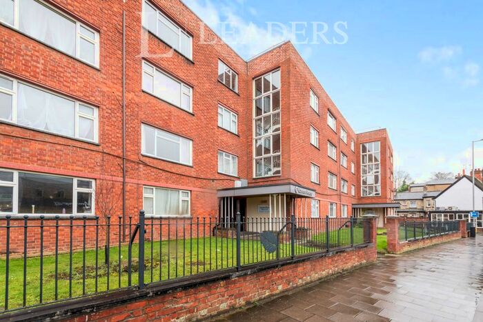 2 Bedroom Flat To Rent In Cannon House, Queens Street, Hitchin SG4