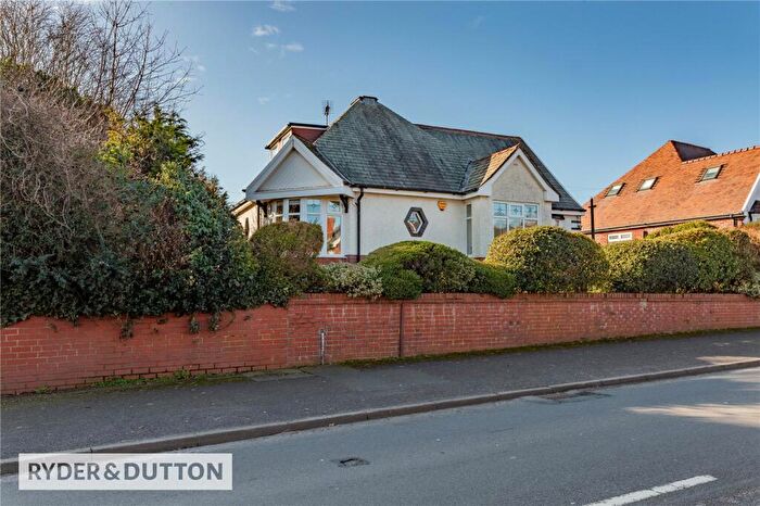 4 Bedroom Detached House For Sale In Church Road, Shaw, Oldham, Greater Manchester, OL2