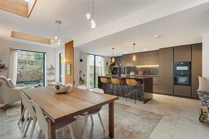 5 Bedroom Terraced House For Sale In Gorst Road, London, SW11