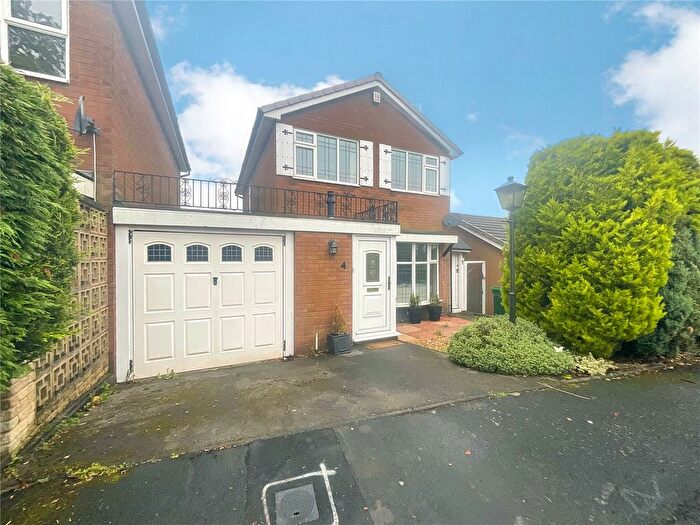 3 Bedroom Link Detached House To Rent In Arlen Drive, Birmingham, West Midlands, B43