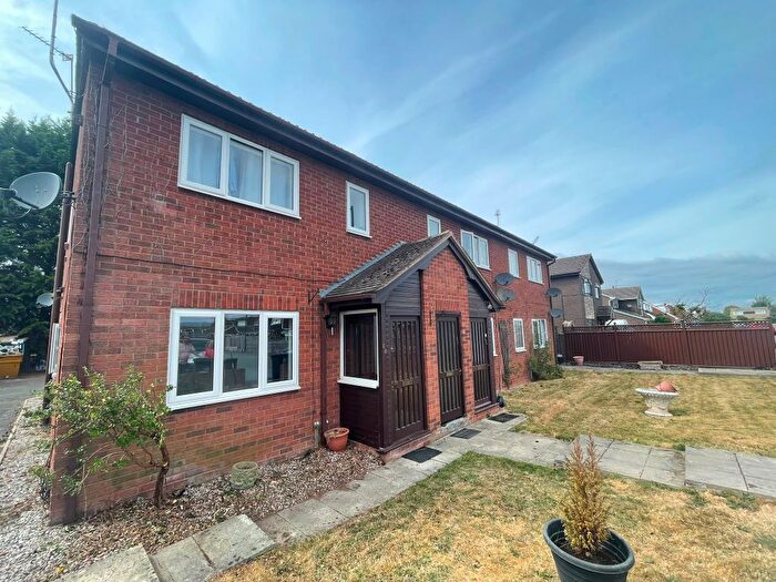 2 Bedroom Flat To Rent In Bowens Field, Wem, Shrewsbury, Shropshire, SY4