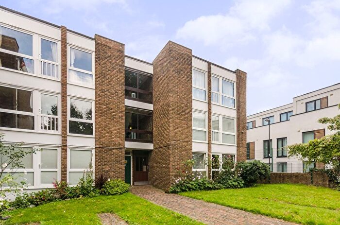 1 Bedroom Flat To Rent In Aberdeen Park, Islington, London, N5