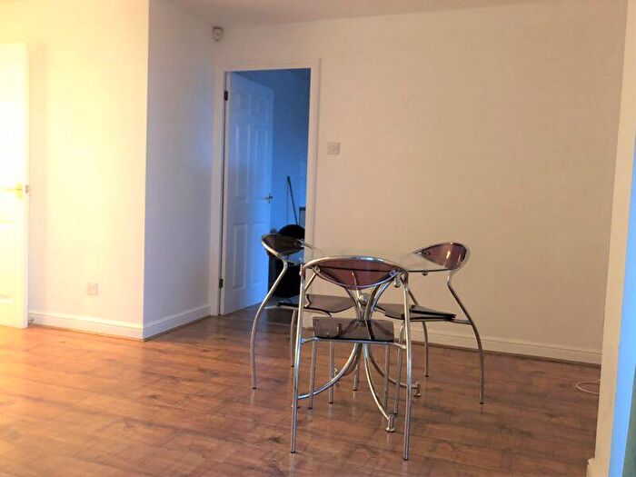 2 Bedroom Apartment To Rent In Felixstowe Court, London, E16