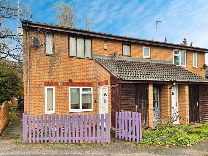 1 Bedroom Apartment To Rent In Bader Gardens, Slough, SL1