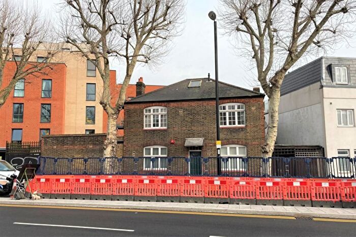 Studio To Rent In Deptford, London, SE8