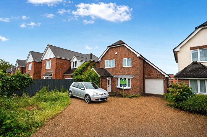 3 Bedroom Detached House To Rent In Frindsbury Hill, Rochester, Kent, ME2