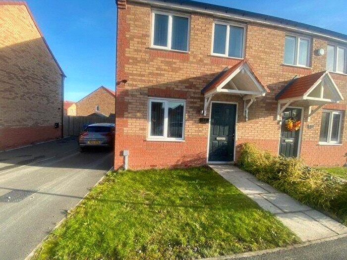 3 Bedroom Semi-Detached House For Sale In Fulwood Place, Bircotes, Doncaster, Nottinghamshire, DN11