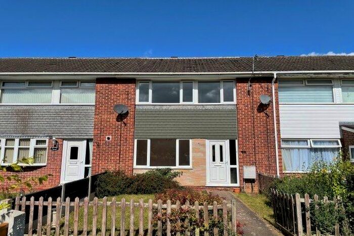 3 Bedroom Terraced House To Rent In Redwood Court, Nottingham, NG15