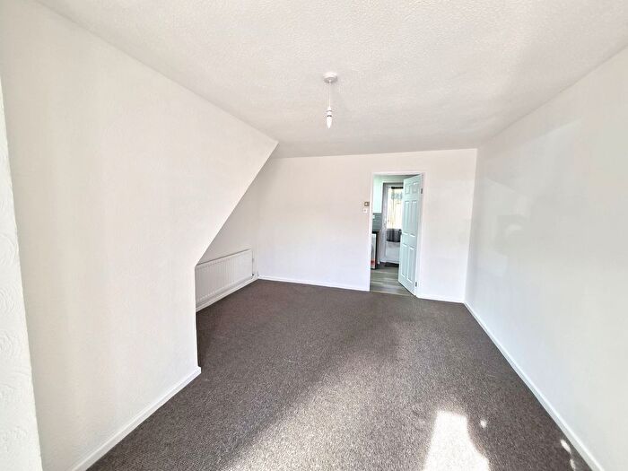 2 Bedroom Terraced House To Rent In Llys Y Celyn, Caerphilly, CF83