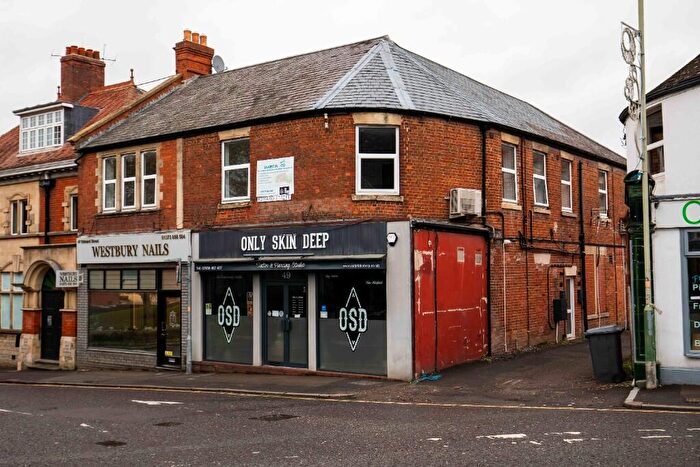 3 Bedroom Flat To Rent In Edward Street, Westbury, Wiltshire, BA13