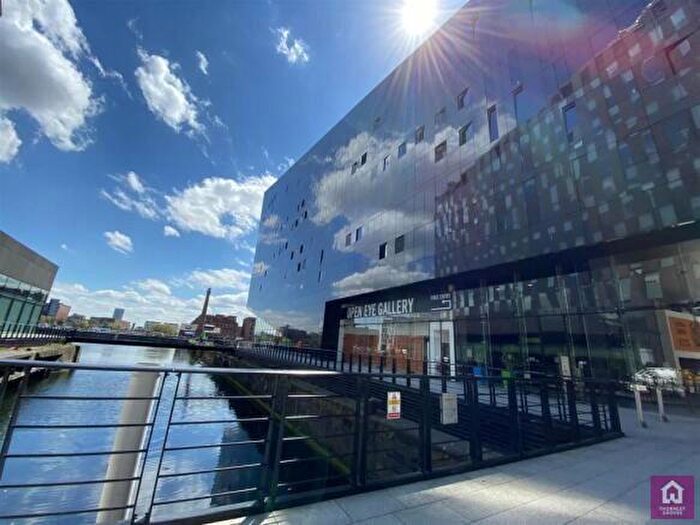 2 Bedroom Flat To Rent In Mann Island, Liverpool, Merseyside, L3