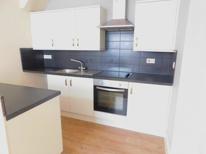 2 Bedroom Property To Rent In High Street, Sheerness, ME12
