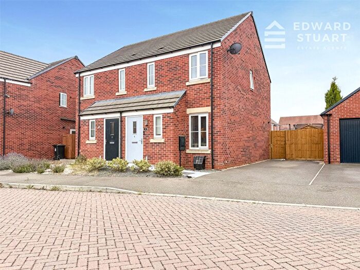 2 Bedroom Semi Detached House For Sale In Drummond Close, Hampton Gardens, Peterborough, Cambridgeshire, PE7