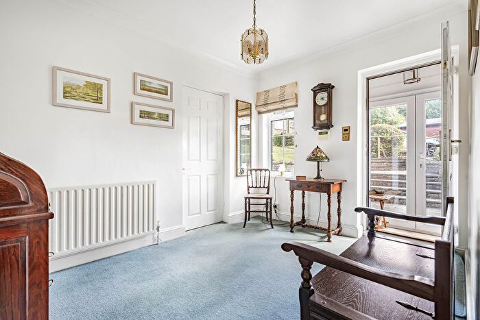 2 Bedroom Detached House For Sale In Downs Lane, Leatherhead, KT22