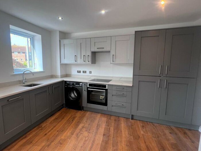 2 Bedroom Apartment To Rent In Langney Road, Eastbourne, BN22