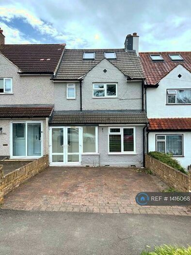 3 Bedroom Terraced House To Rent In Ridge Road, Sutton, SM3