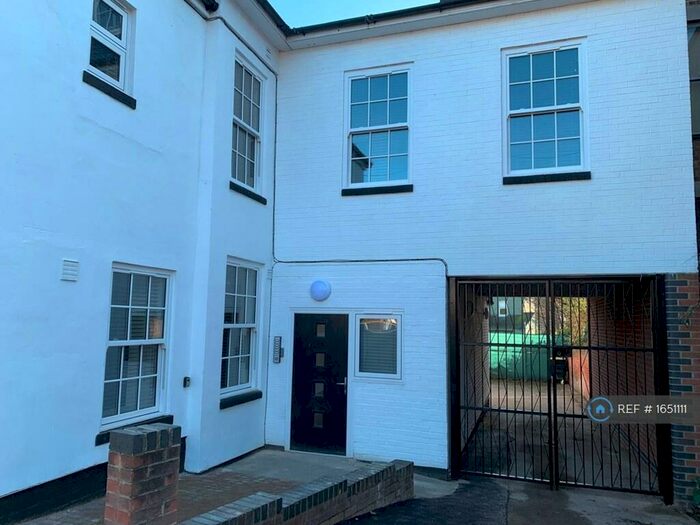 1 Bedroom Penthouse To Rent In Sherwood Rise, Nottingham, NG7