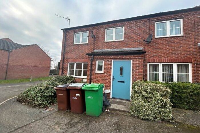 3 Bedroom Property To Rent In Millidge Close, Nottingham, NG5