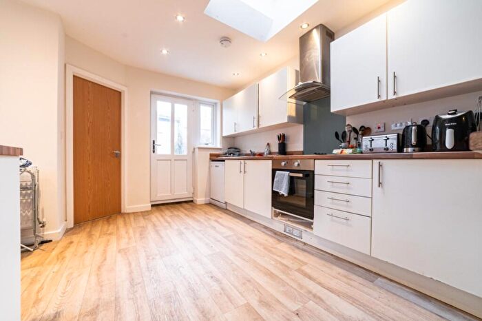 7 Bedroom End Of Terrace House To Rent In Thesiger Street, Cathays, CF24