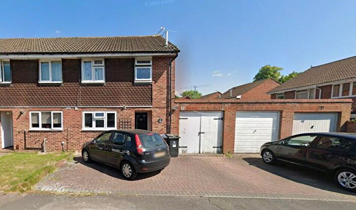 3 Bedroom House To Rent In George Green, SL3