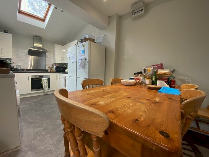 5 Bedroom Terraced House To Rent In Manor Street, Heath, CF14